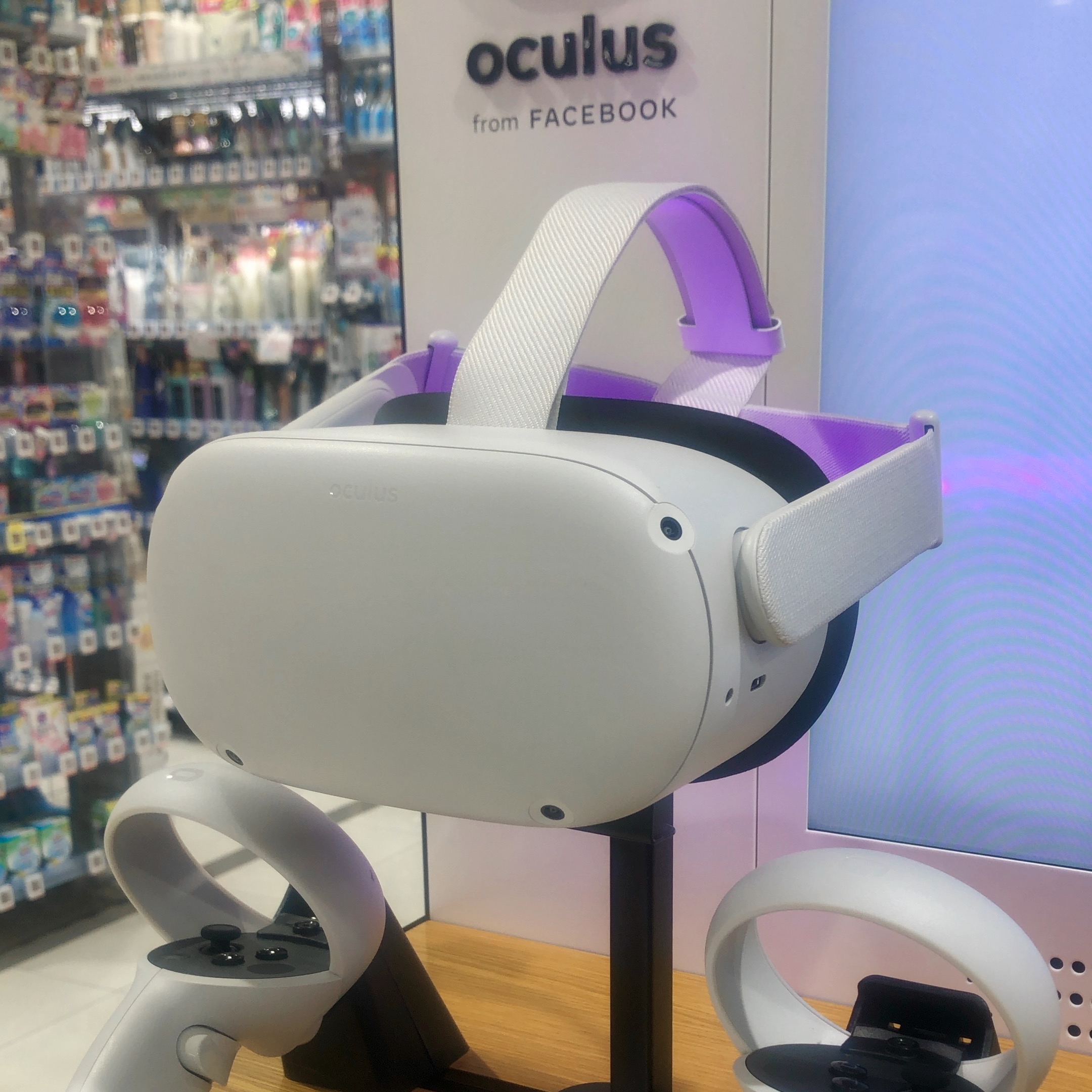 Oculus Quest 2 VR Headset